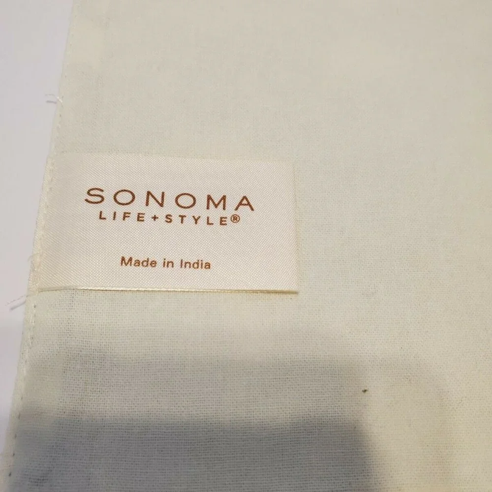 Lot of 4 SONOMA LIFE + STYLE PLACEMATS - 100% Cotton 18